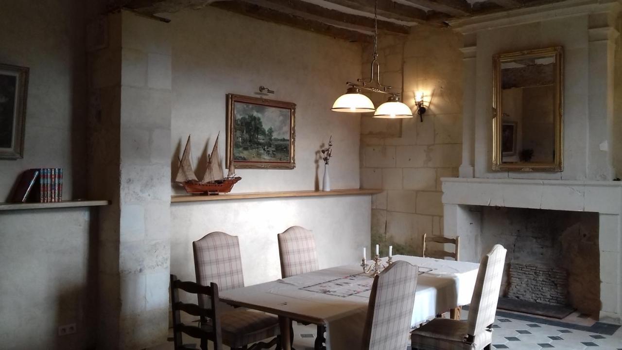 Manoir De La Fontaine Du Chene Bed and Breakfast Coutures  Eksteriør billede