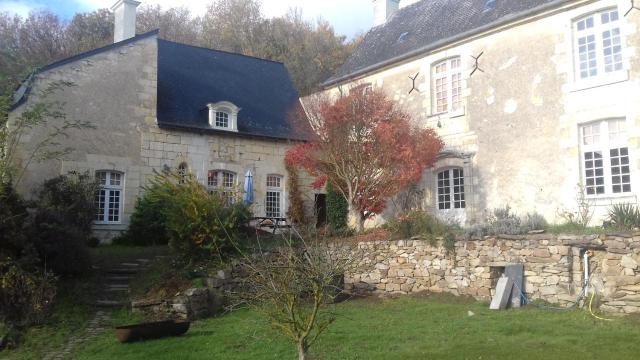 Manoir De La Fontaine Du Chene Bed and Breakfast Coutures  Eksteriør billede